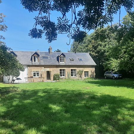 Maison La Riviere Reffuveille Exterior photo
